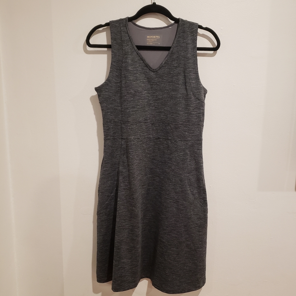Mondetta Athletic Wear Sleeveless V Neck Active Dress Size Medium
